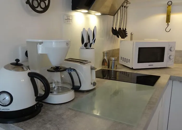 Du Sabotier - Troglodytique - A 100 M Baignade En Riviere - Location De Canoe - Circuits Cyclo - Aire De Pique-nique - 3 Restaurants * 캬스텔노라샤펠